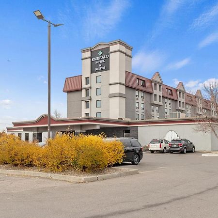 Emerald Hotel & Suites Calgary Airport Exterior foto