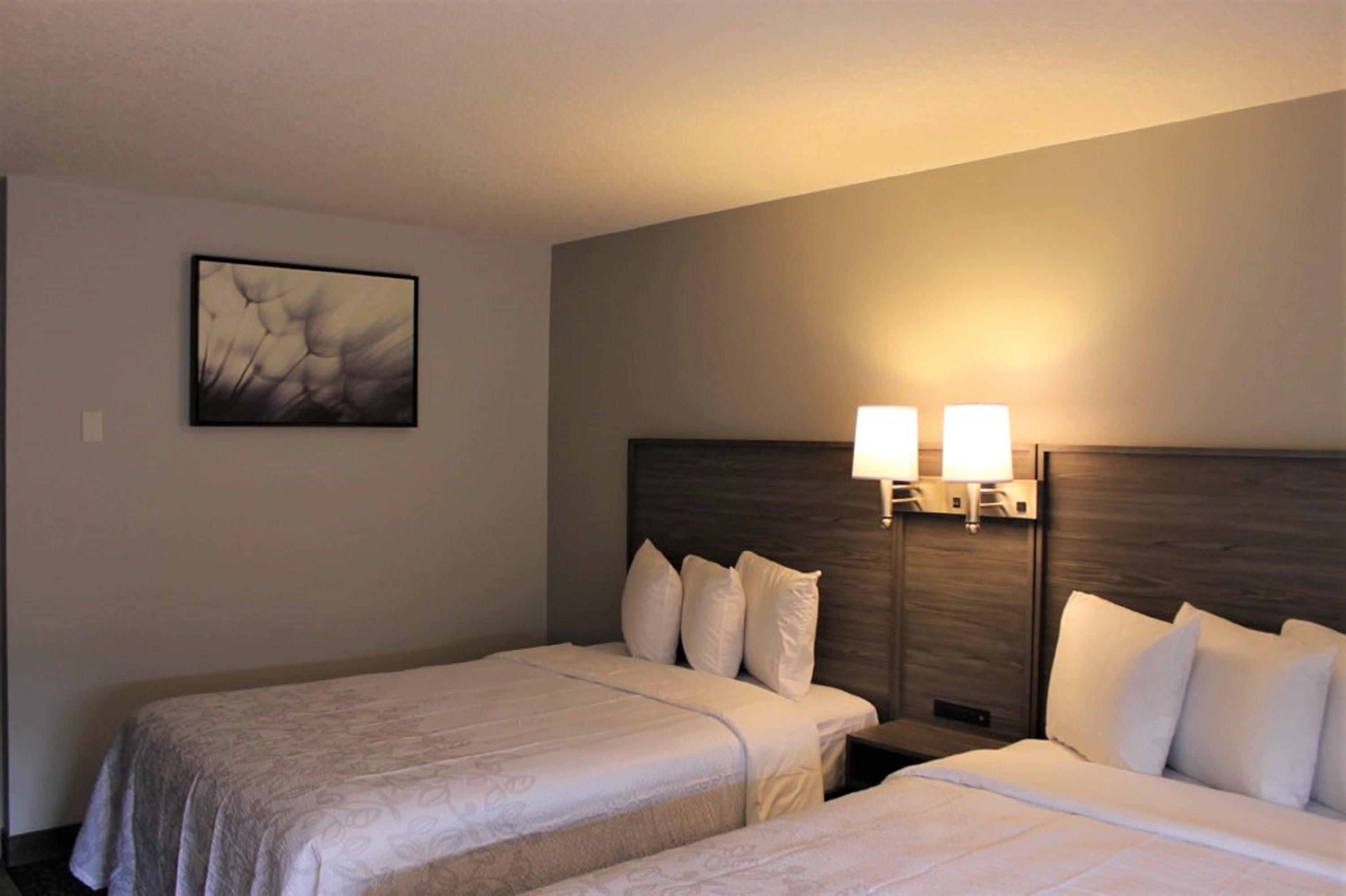 Emerald Hotel & Suites Calgary Airport Exterior foto