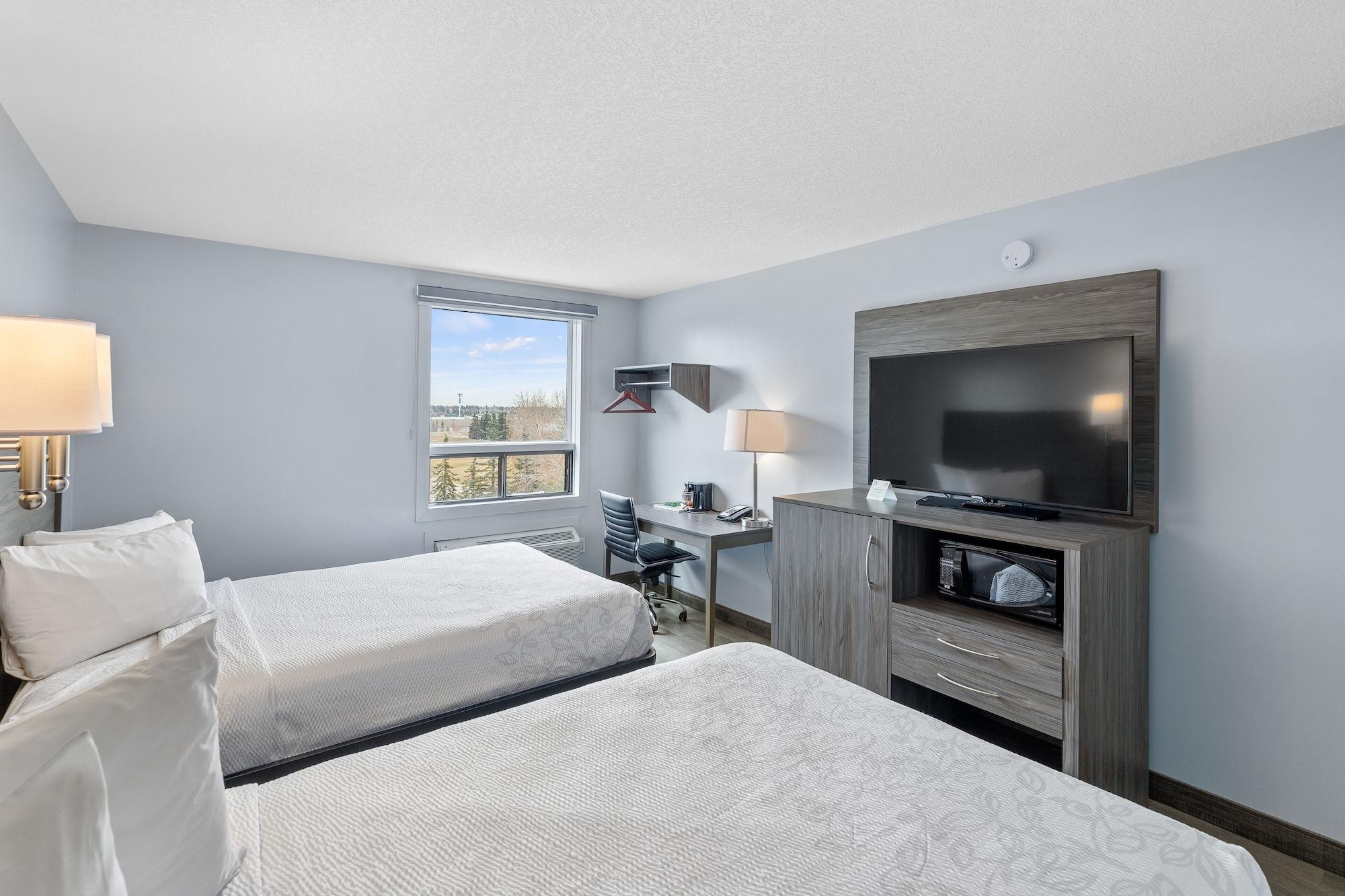 Emerald Hotel & Suites Calgary Airport Exterior foto